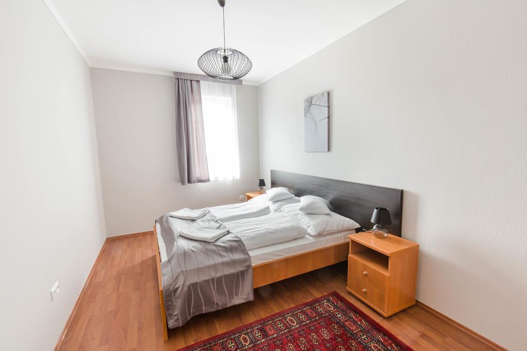 Salt Hill Apartmanok Egerszalók Exteriör bild