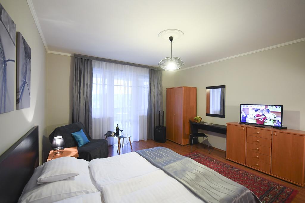 Salt Hill Apartmanok Egerszalók Exteriör bild