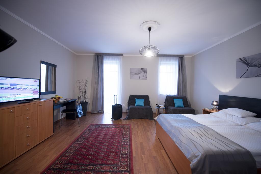 Salt Hill Apartmanok Egerszalók Exteriör bild