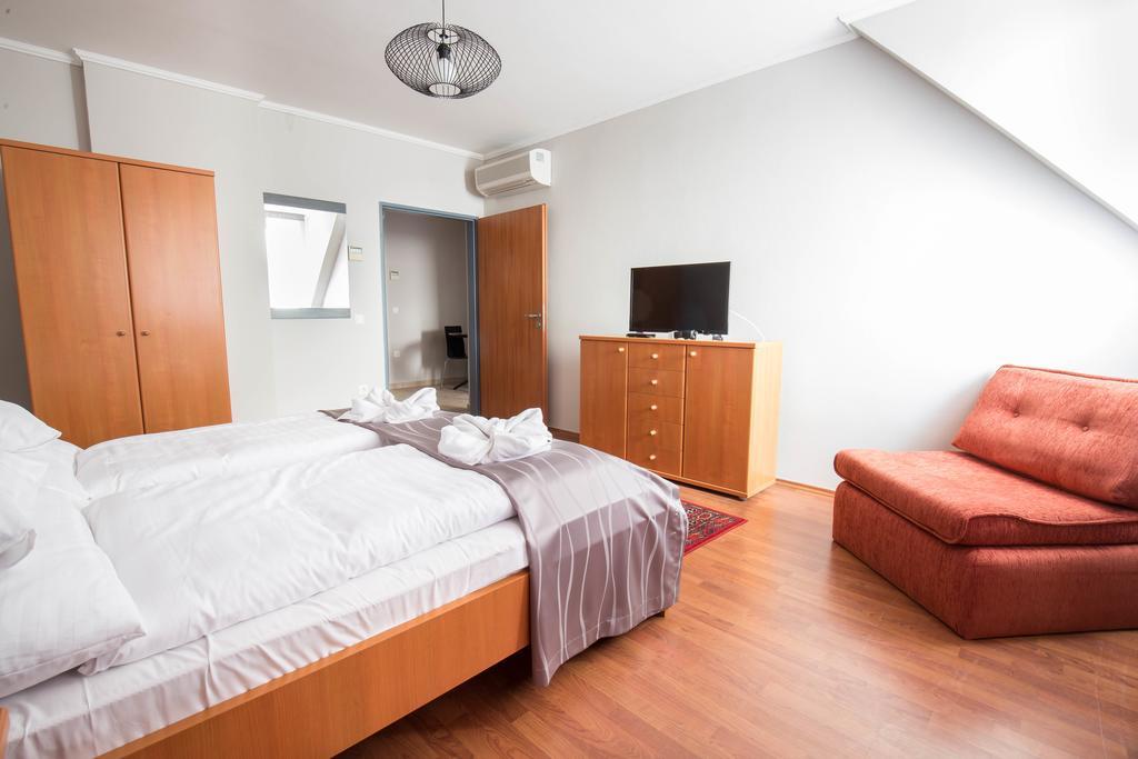 Salt Hill Apartmanok Egerszalók Exteriör bild
