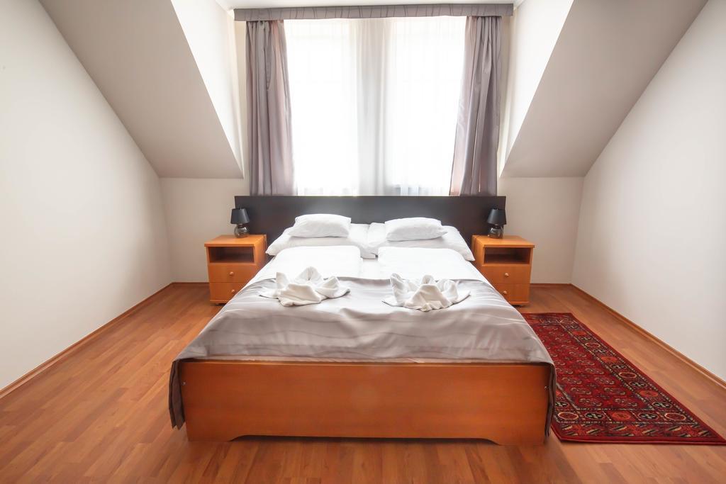 Salt Hill Apartmanok Egerszalók Exteriör bild