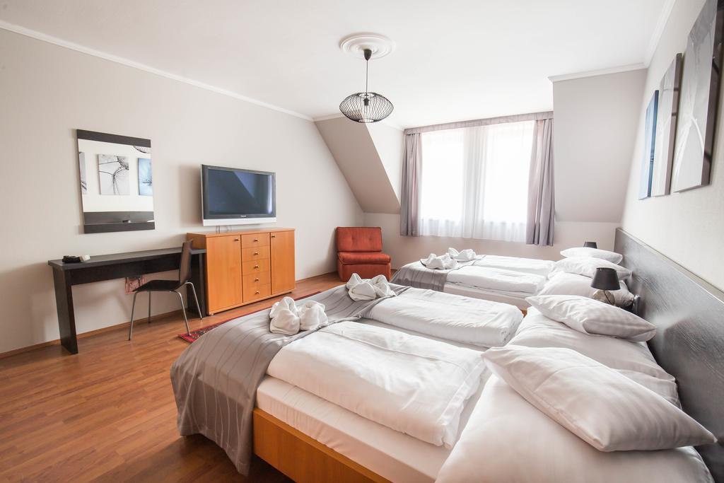 Salt Hill Apartmanok Egerszalók Exteriör bild