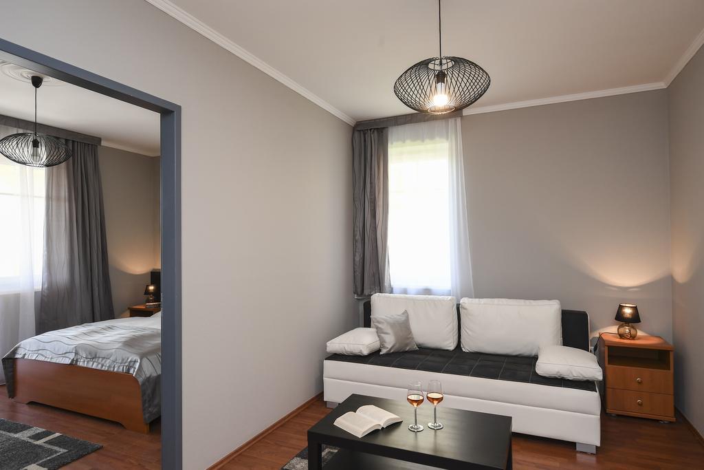 Salt Hill Apartmanok Egerszalók Exteriör bild